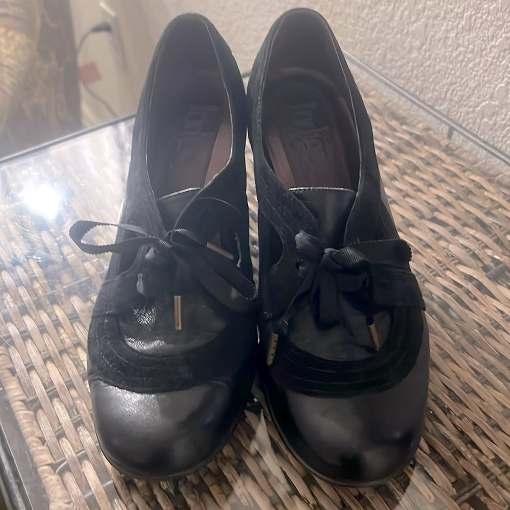 Indigo by Clark’s Lace up Mary Janes